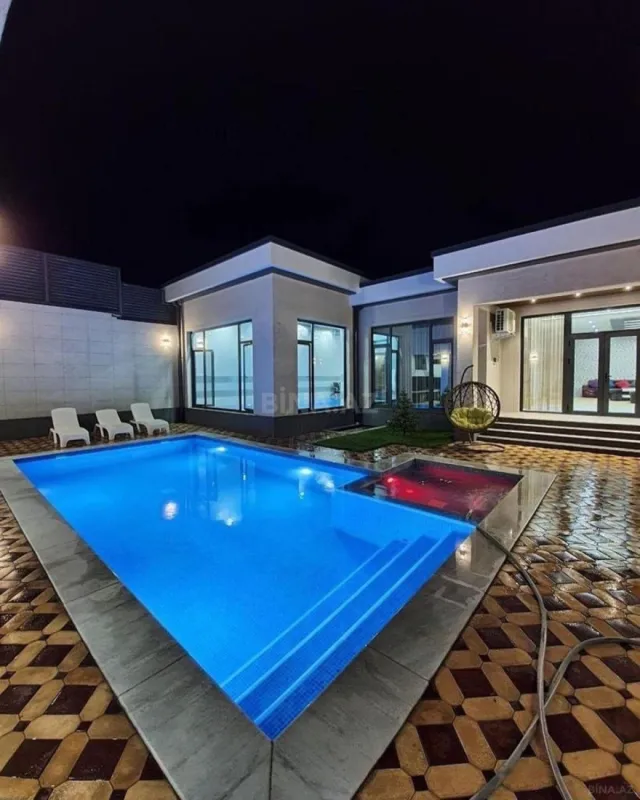 Kirayə verilir 4 otaqlı həyət evi 200 m²