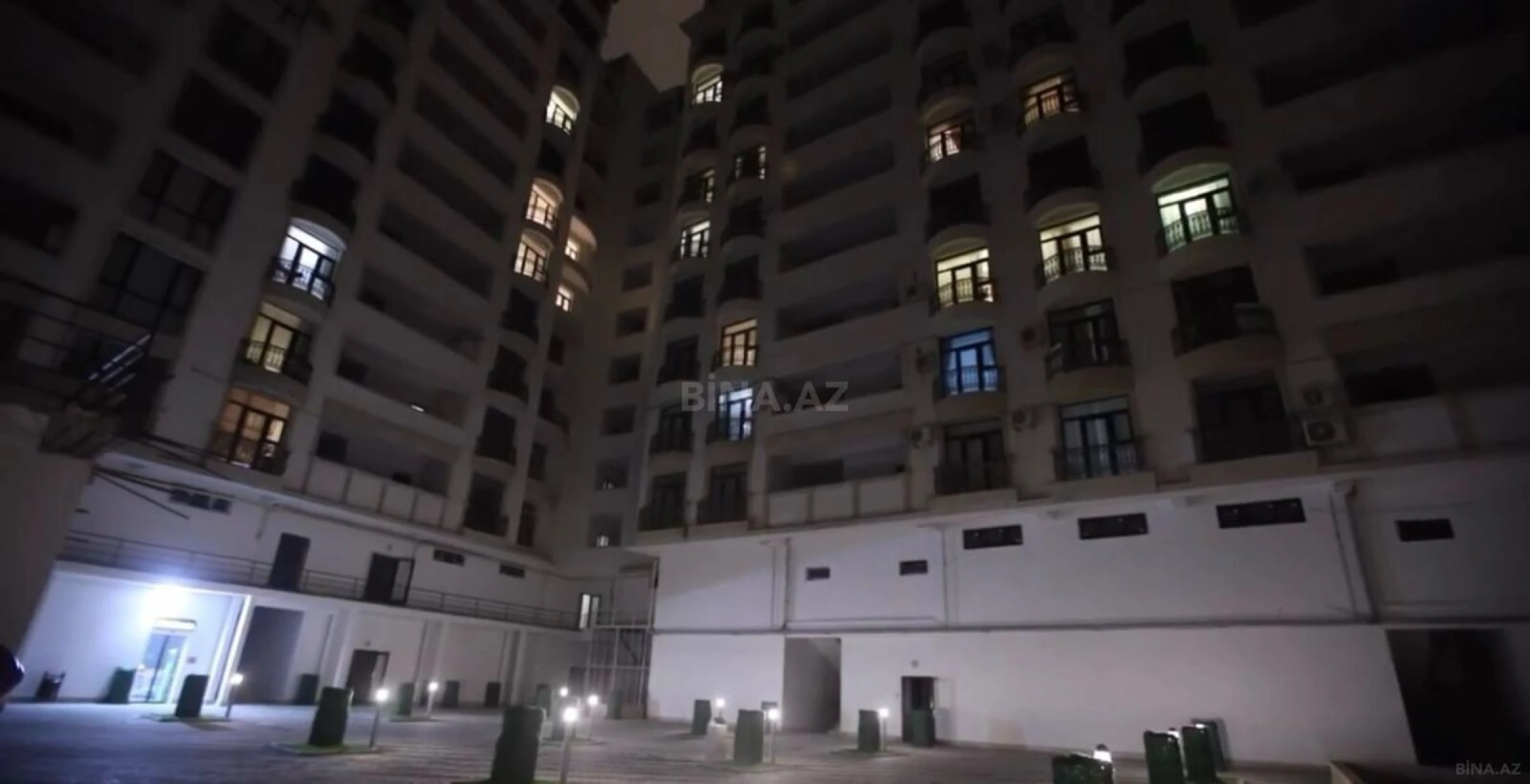 Kirayə verilir 2 otaqlı mənzil 90 m²