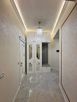 Satılır 2 otaqlı mənzil 68 m²