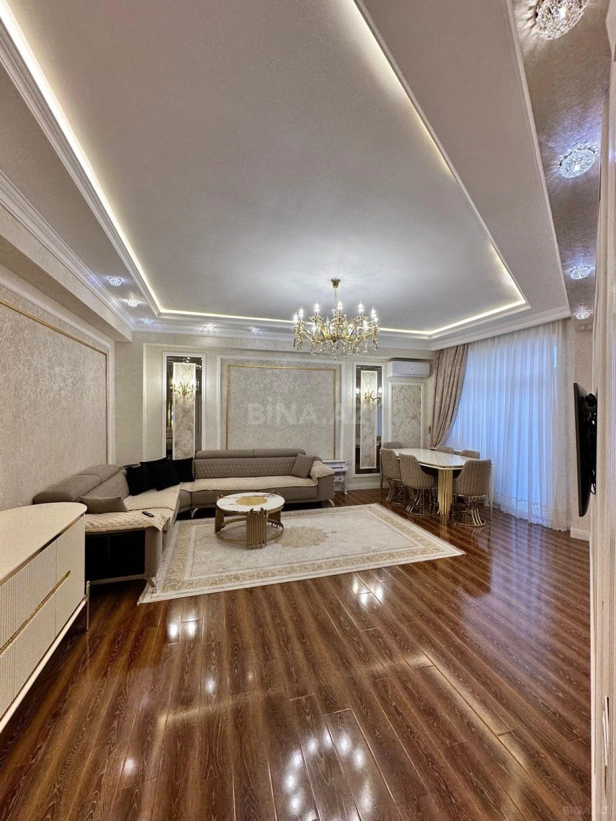 Satılır 2 otaqlı mənzil 68 m²