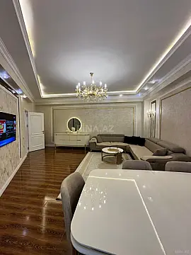 Satılır 2 otaqlı mənzil 68 m²