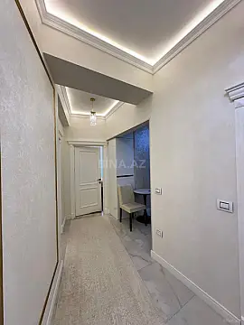 Satılır 2 otaqlı mənzil 68 m²