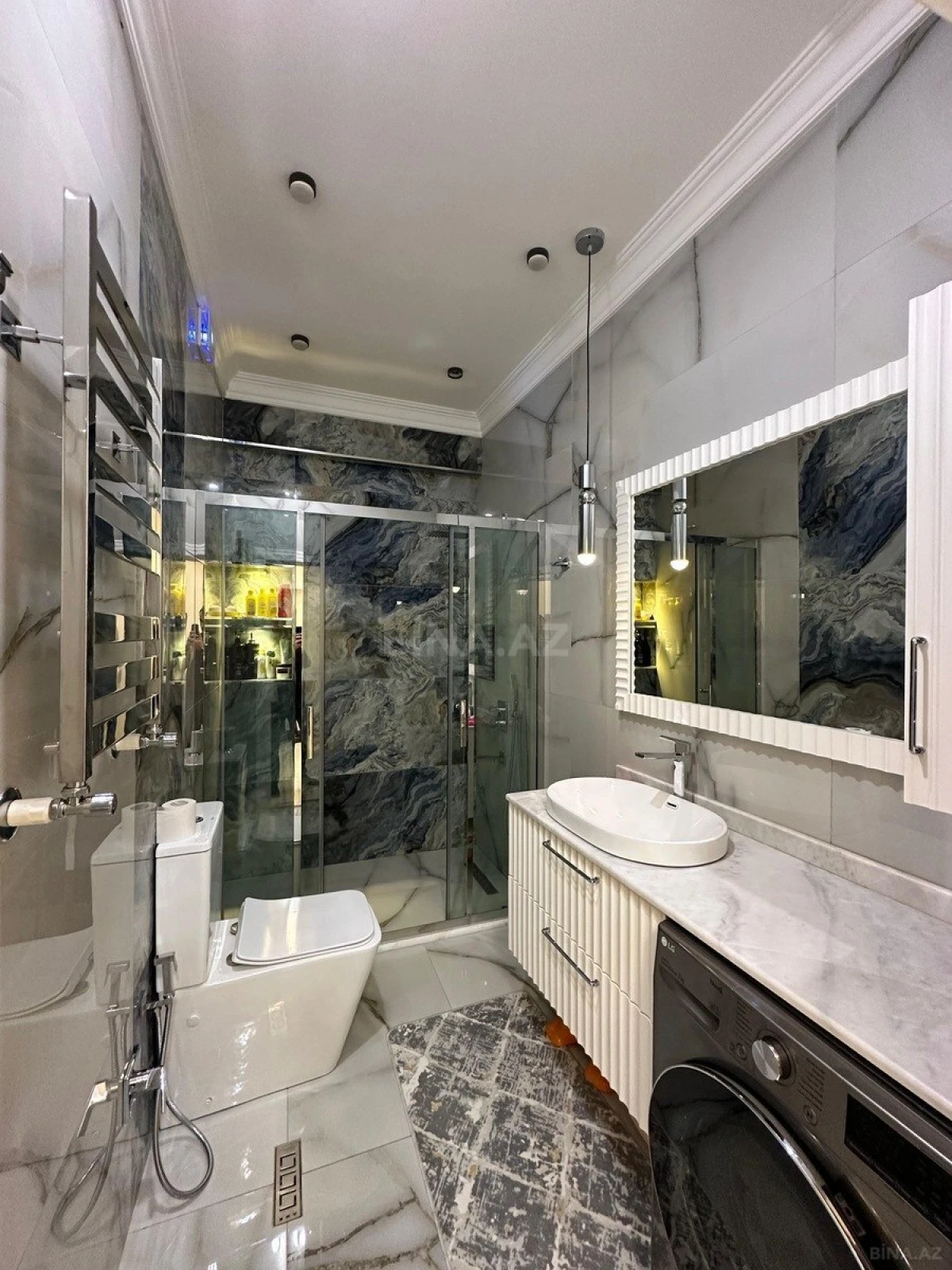 Satılır 2 otaqlı mənzil 68 m²