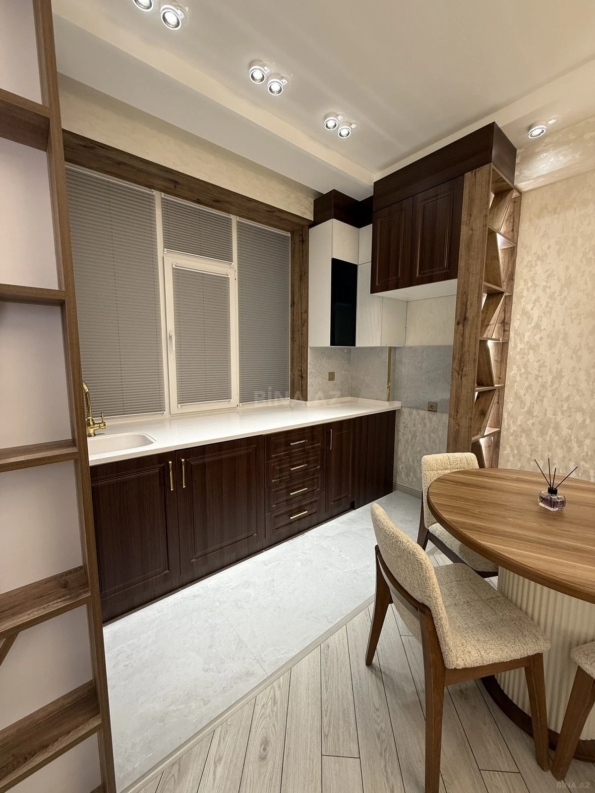 Satılır 2 otaqlı mənzil 53 m²