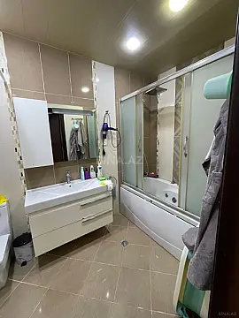 Satılır 2 otaqlı mənzil 90 m²