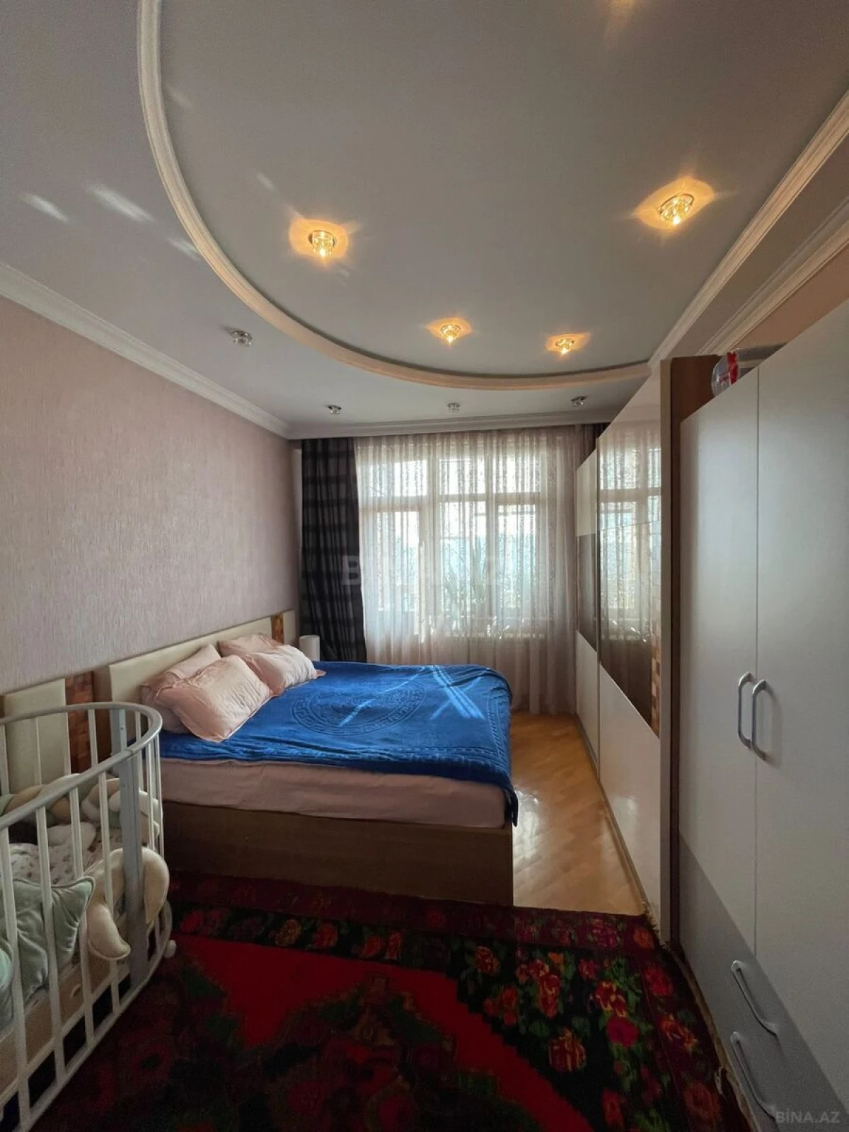 Satılır 2 otaqlı mənzil 90 m²