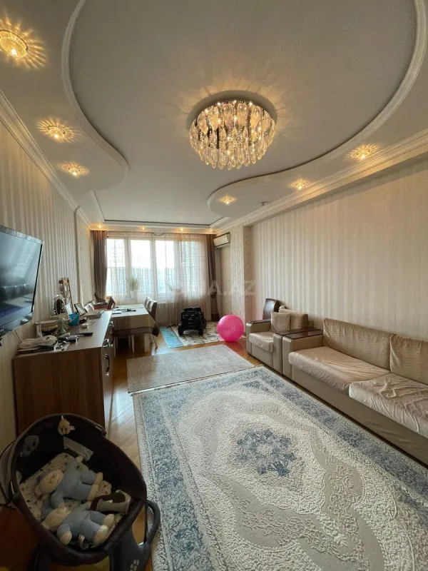 Satılır 2 otaqlı mənzil 90 m²