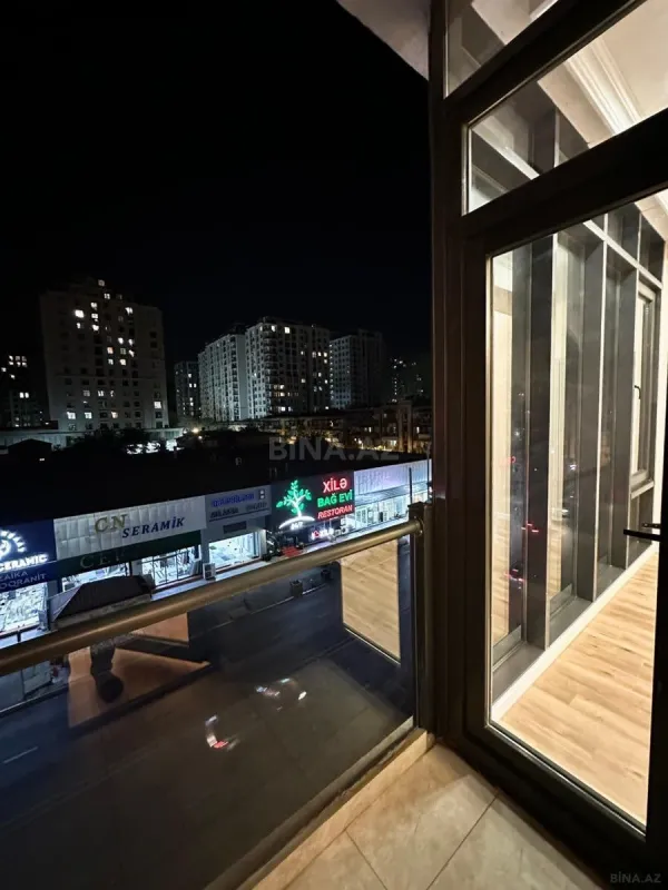 Satılır 3 otaqlı mənzil 105 m²