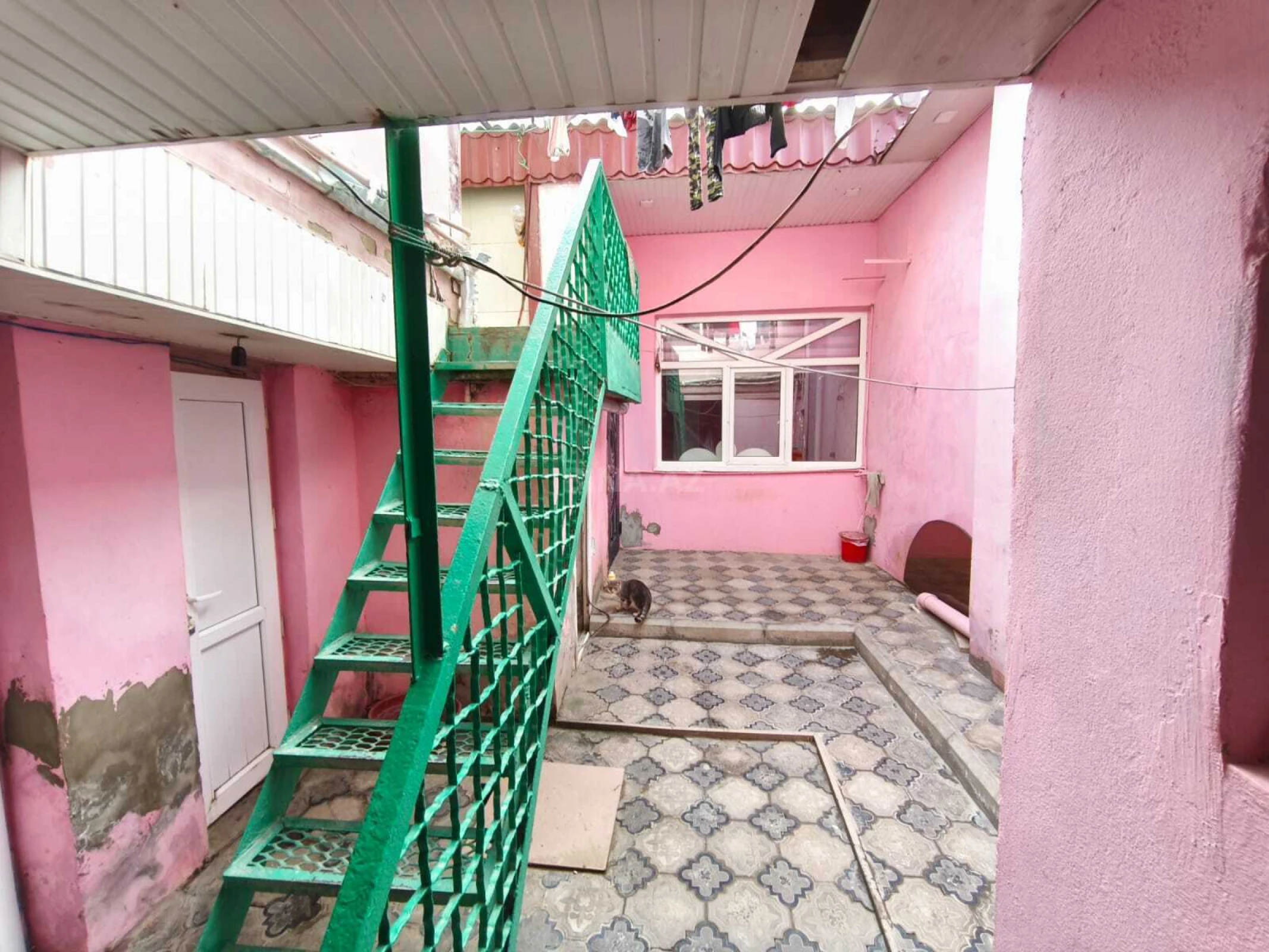 Satılır 4 otaqlı həyət evi 166 m²