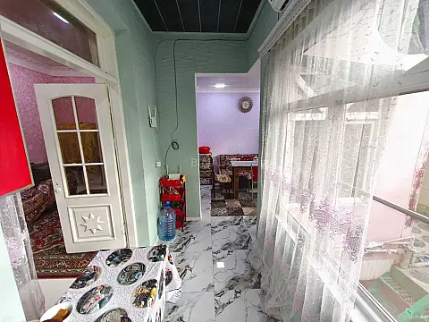 Satılır 4 otaqlı həyət evi 166 m²