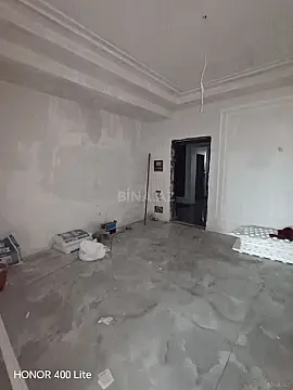 Satılır 4 otaqlı mənzil 215 m²