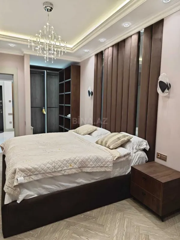 Satılır 2 otaqlı mənzil 68.5 m²
