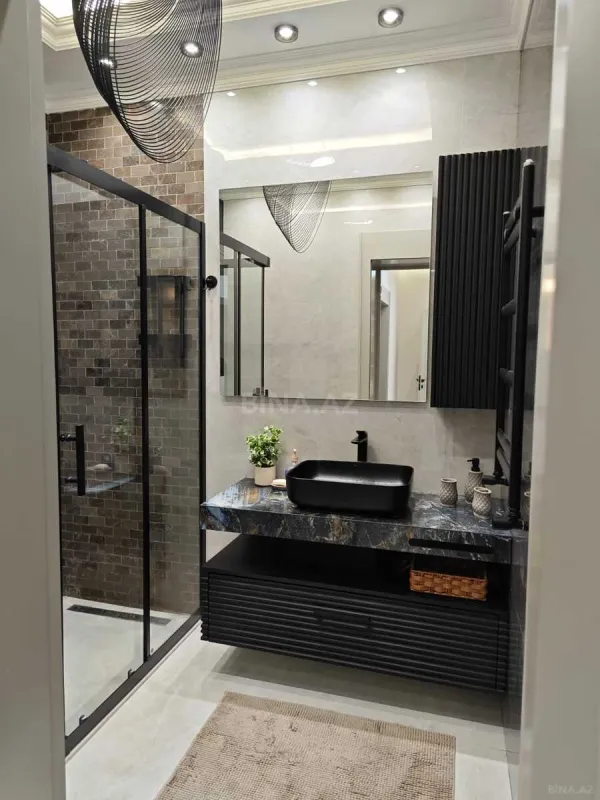 Satılır 2 otaqlı mənzil 68.5 m²