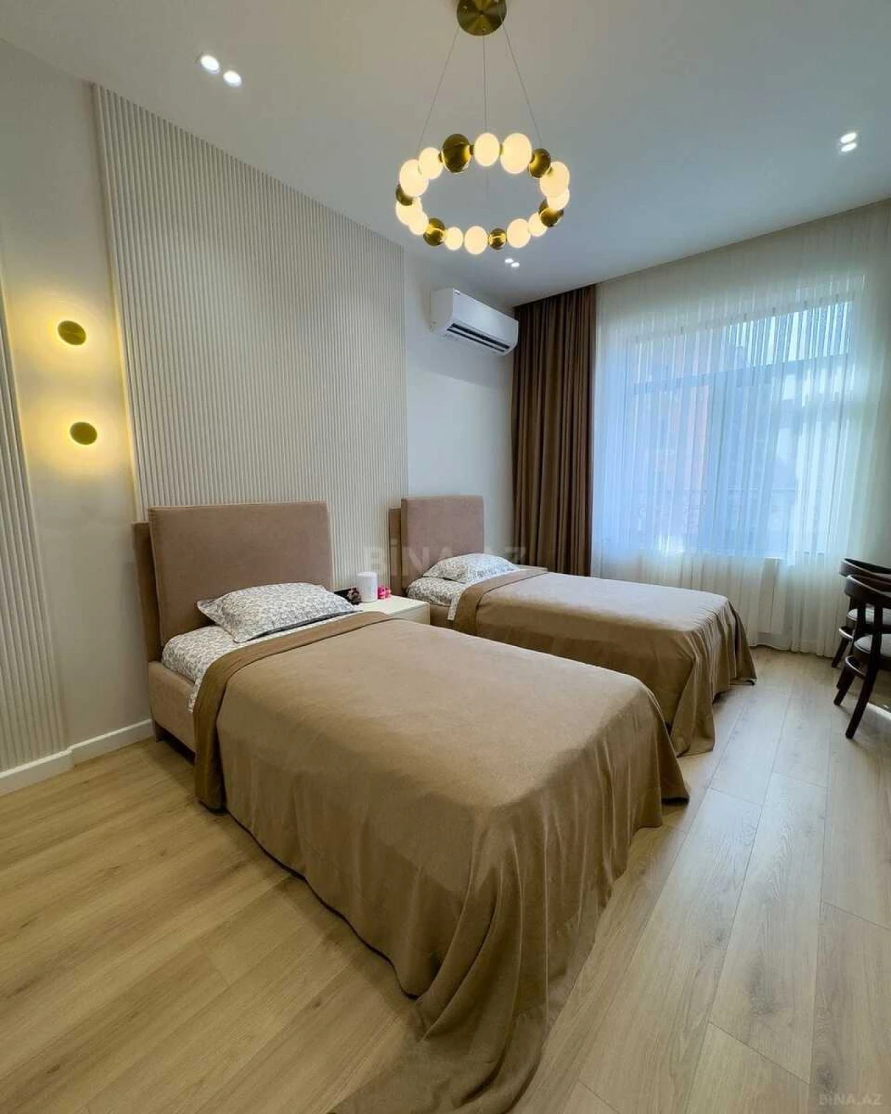 Kirayə verilir 3 otaqlı mənzil 133 m²