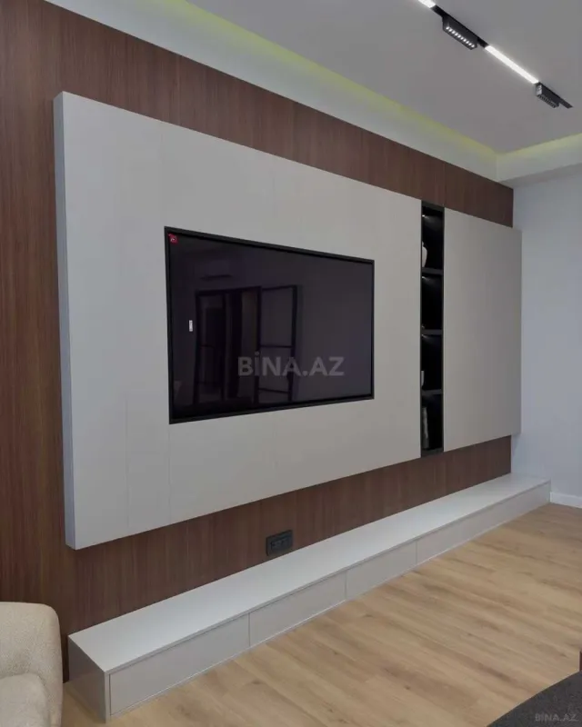 Kirayə verilir 3 otaqlı mənzil 133 m²
