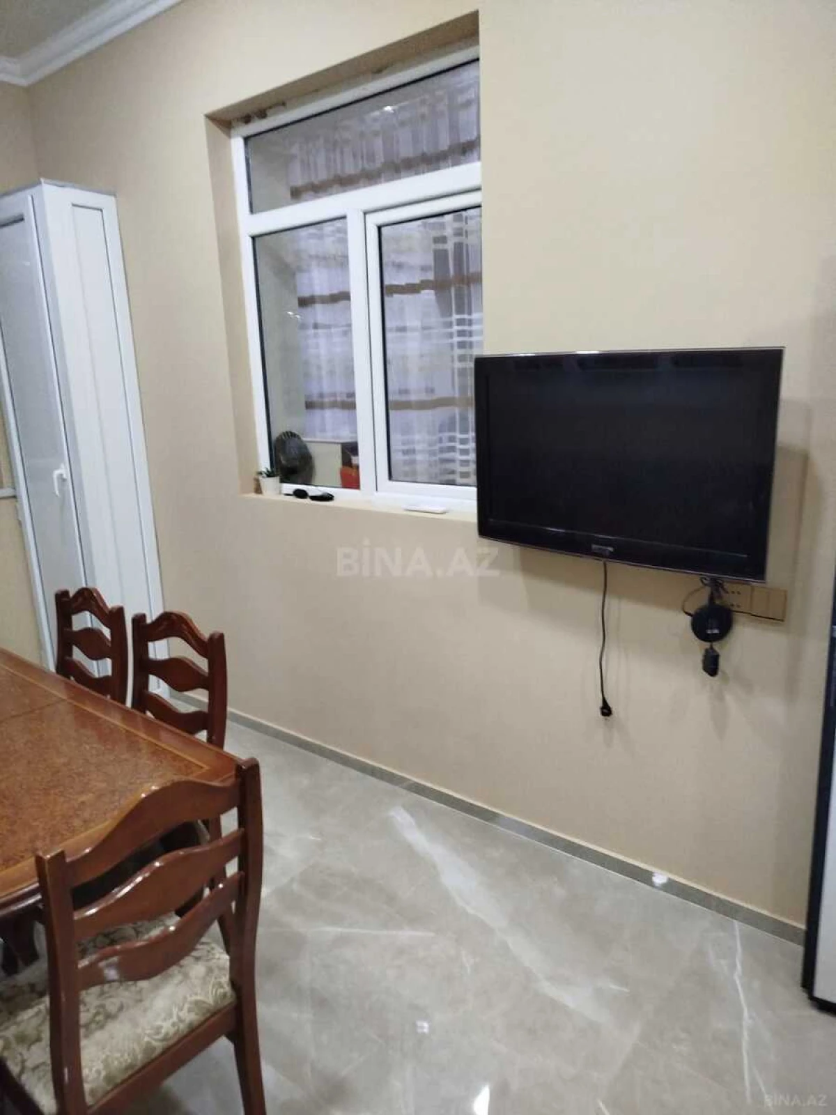 Satılır 4 otaqlı həyət evi 130 m²