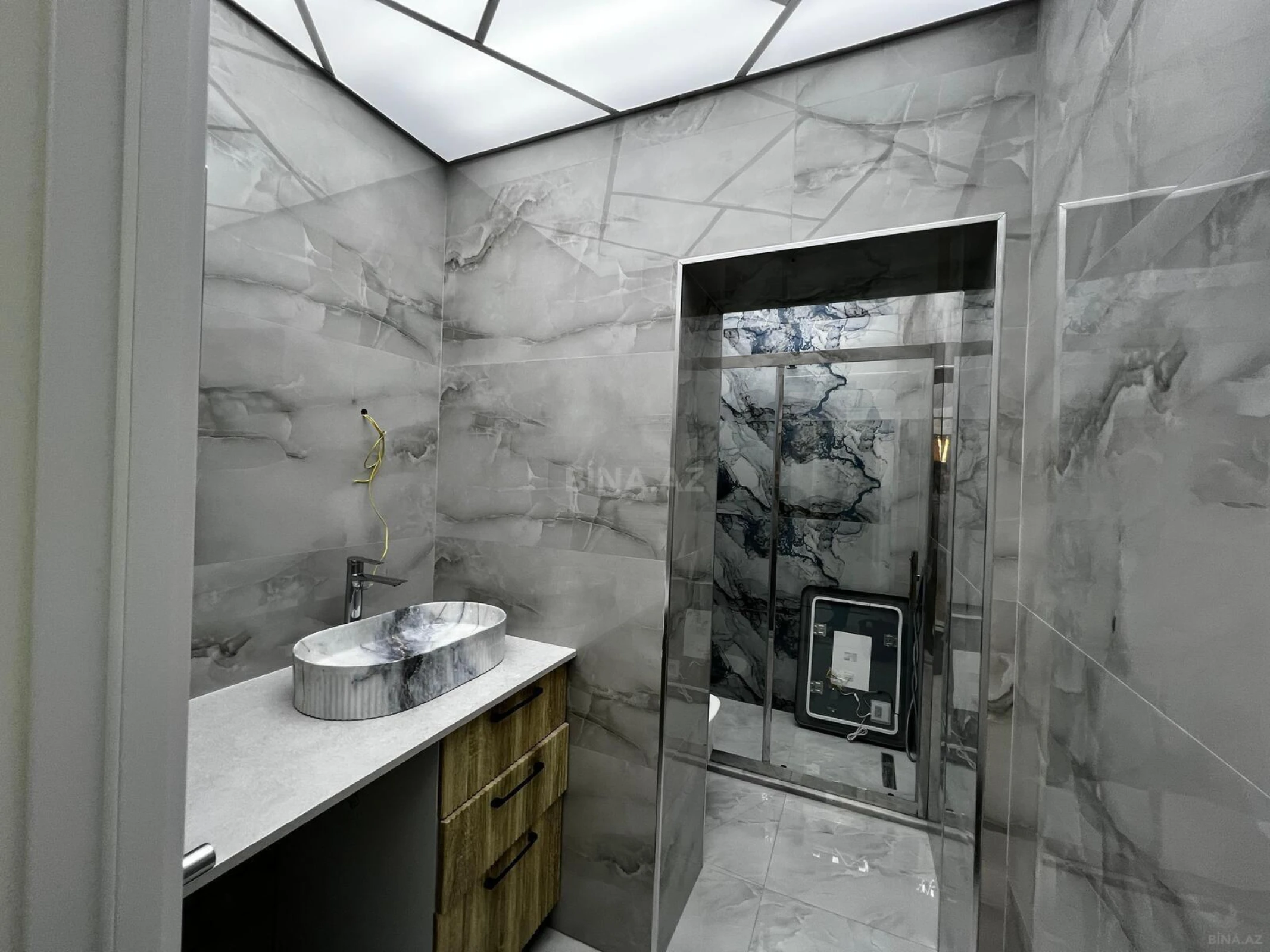 Satılır 3 otaqlı mənzil 87 m²