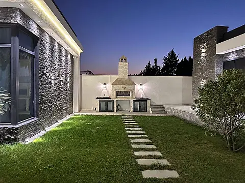 Kirayə verilir 5 otaqlı həyət evi 350 m²