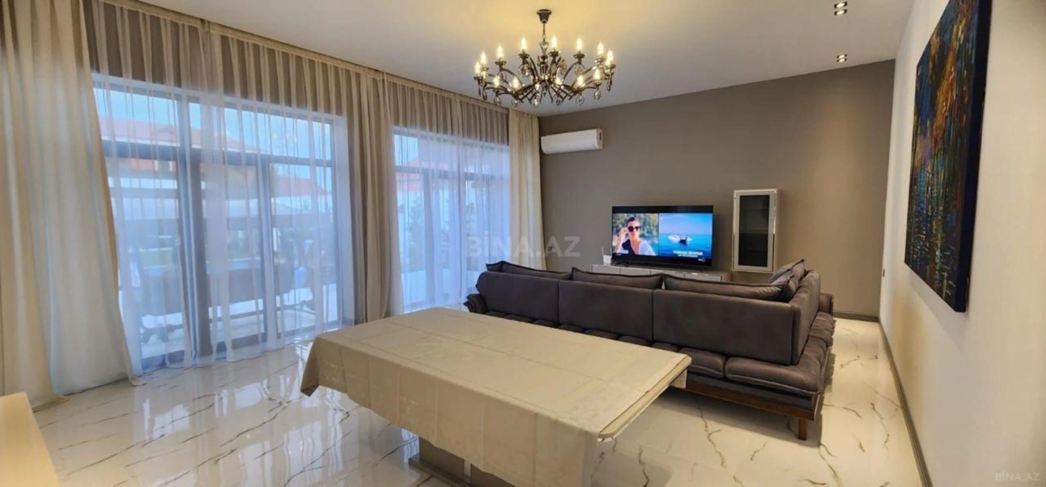 Kirayə verilir 5 otaqlı həyət evi 350 m²