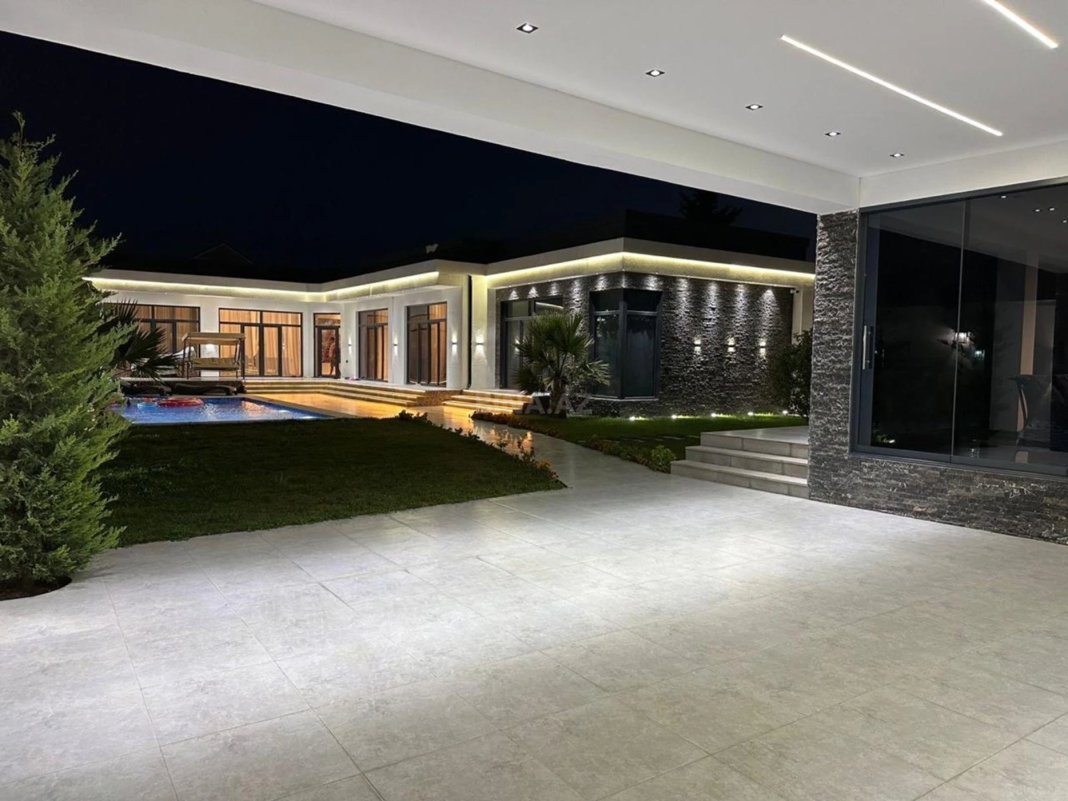 Kirayə verilir 5 otaqlı həyət evi 350 m²