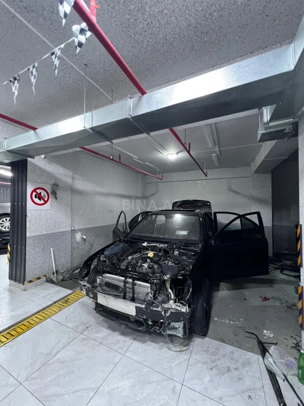 Satılır obyekt 490 m²