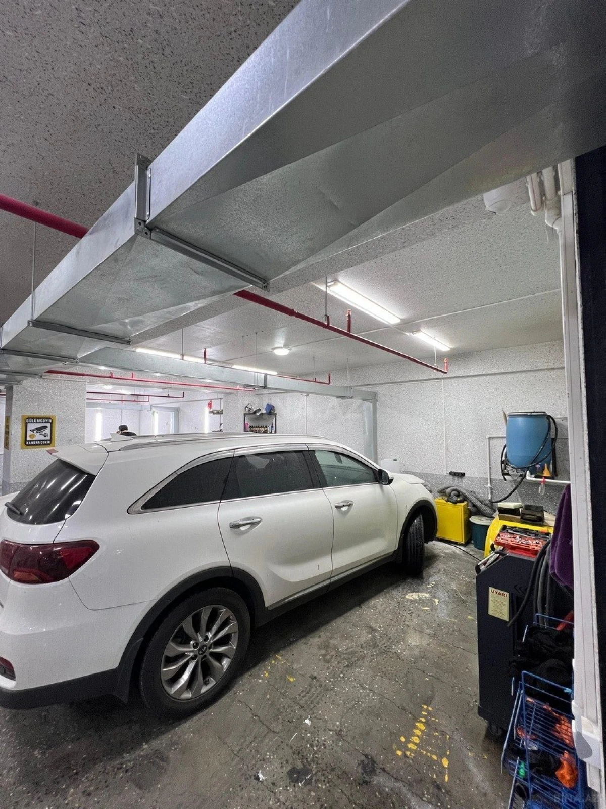 Satılır obyekt 490 m²