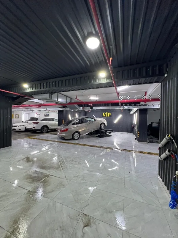 Satılır obyekt 490 m²