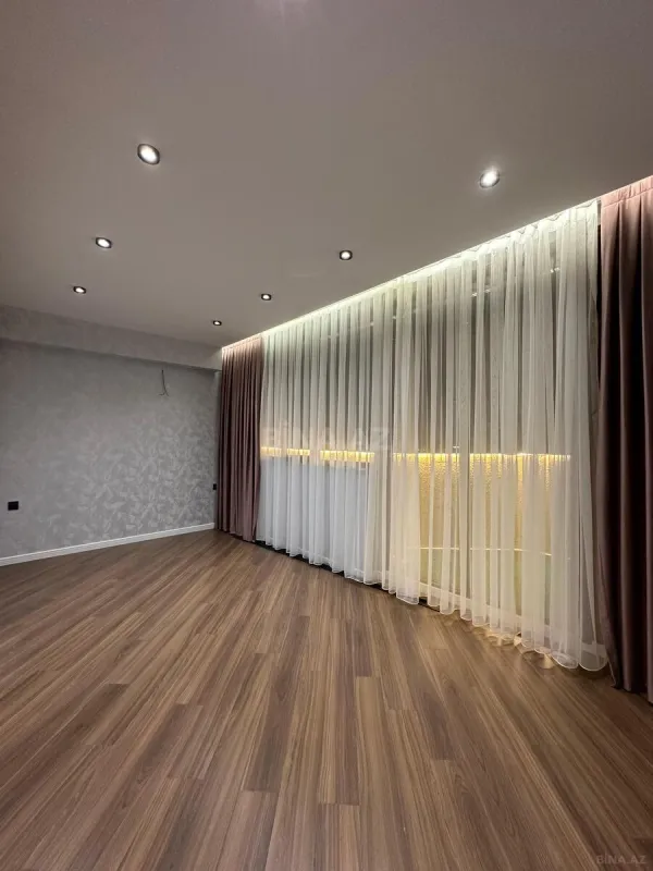 Satılır 2 otaqlı mənzil 90 m²