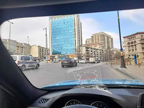 Satılır 1 otaqlı mənzil 38 m²