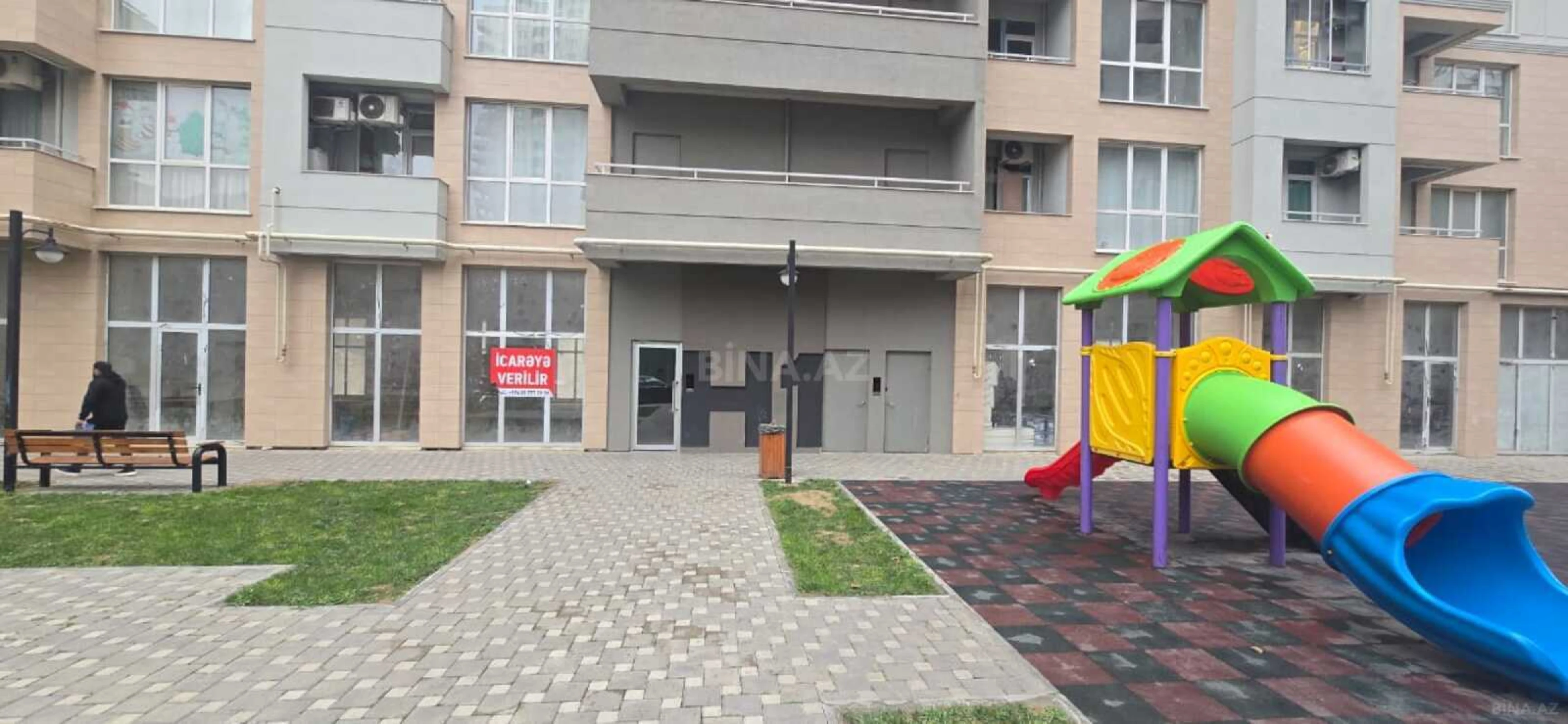 Satılır 2 otaqlı mənzil 47 m²