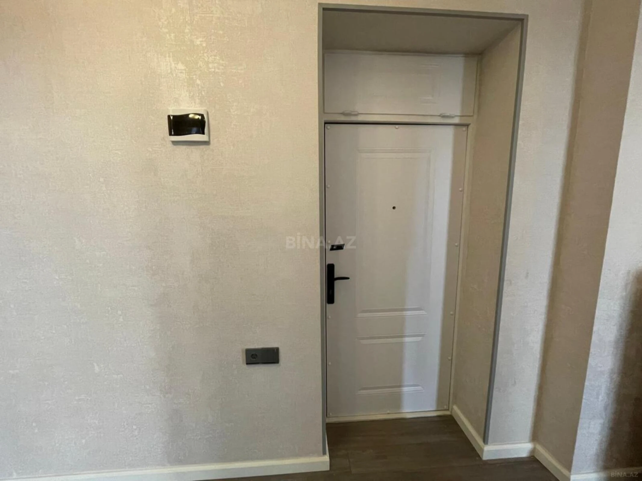 Satılır 3 otaqlı mənzil 120 m²