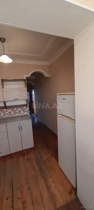 Satılır 4 otaqlı mənzil 100 m²