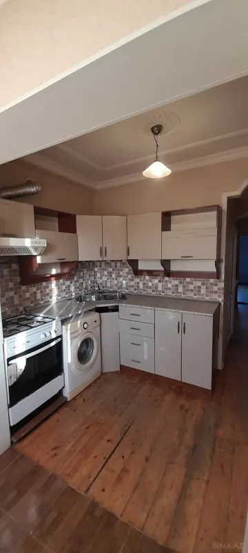 Satılır 4 otaqlı mənzil 100 m²