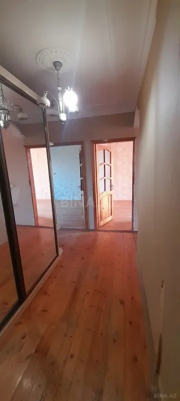 Satılır 4 otaqlı mənzil 100 m²