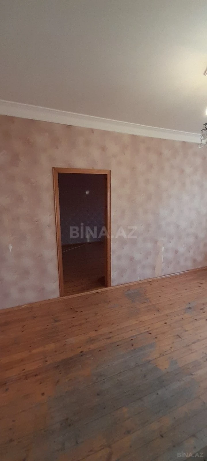 Satılır 4 otaqlı mənzil 100 m²