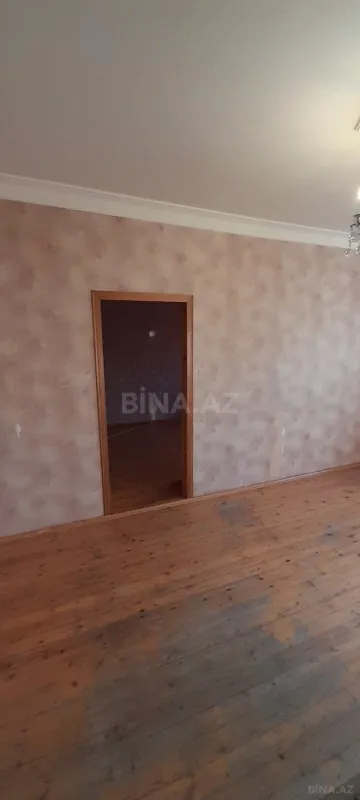 Satılır 4 otaqlı mənzil 100 m²