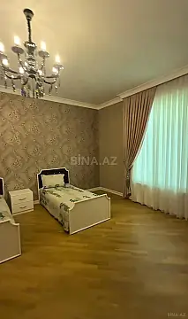 Satılır 7 otaqlı həyət evi 700 m²