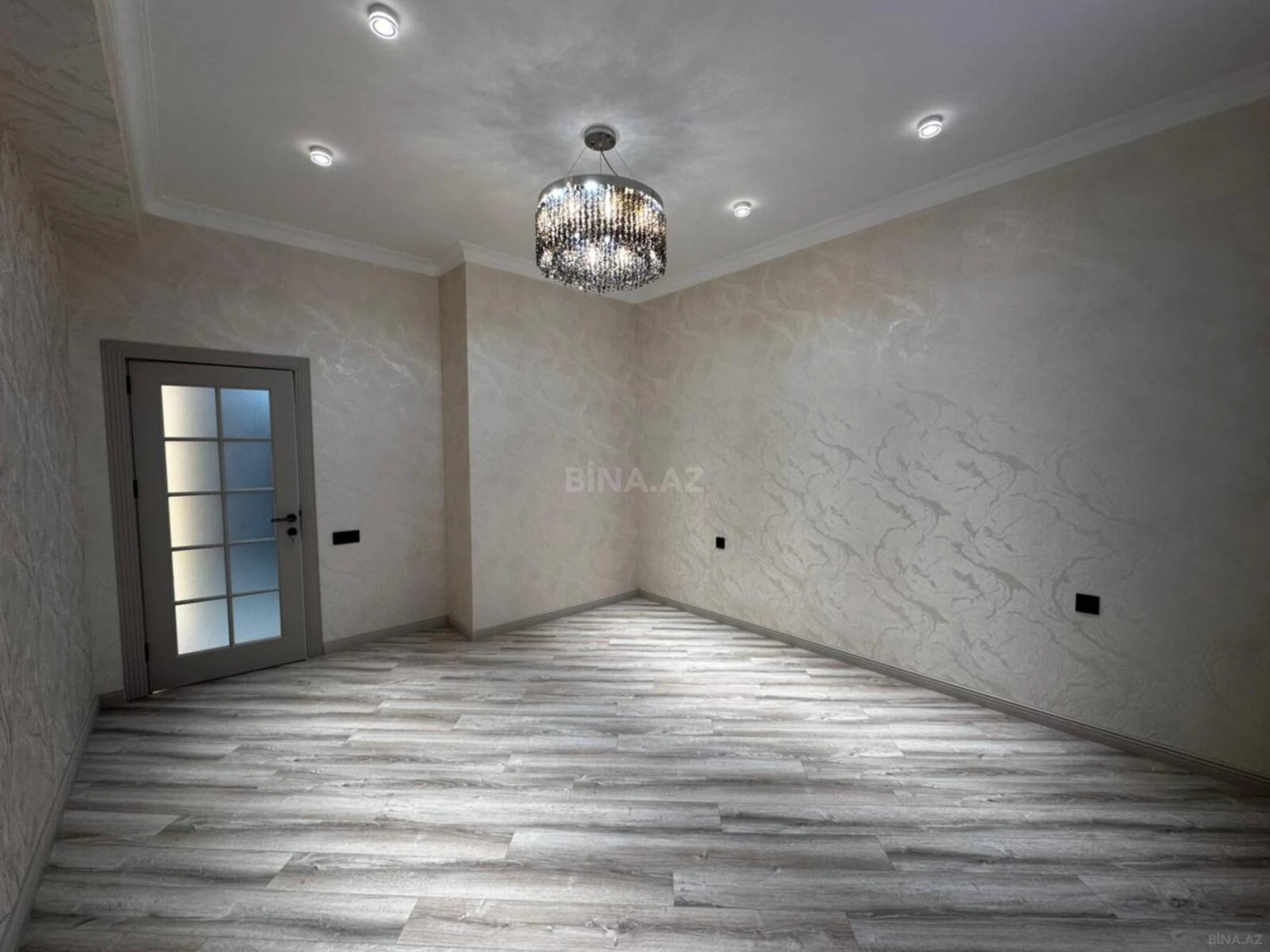 Satılır 3 otaqlı mənzil 90 m²