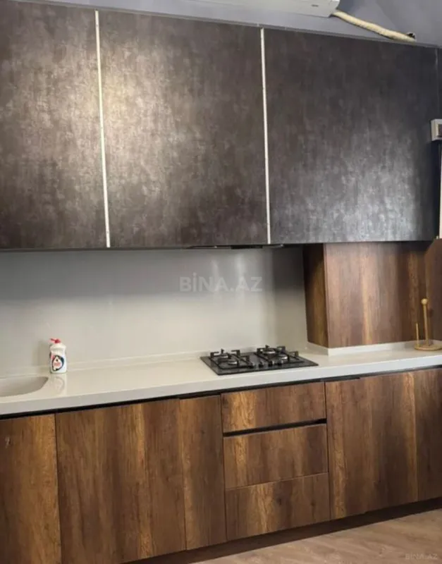 Kirayə verilir 4 otaqlı mənzil 200 m²