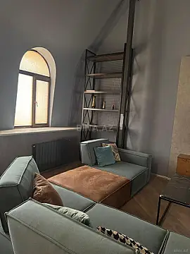 Kirayə verilir 4 otaqlı mənzil 200 m²