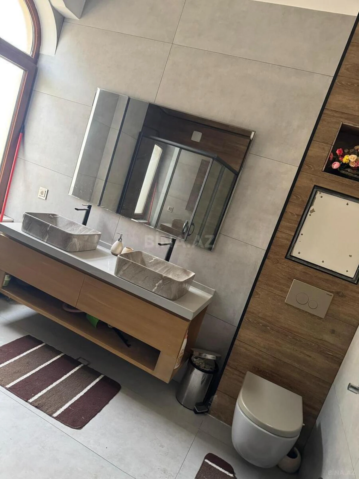 Kirayə verilir 4 otaqlı mənzil 200 m²