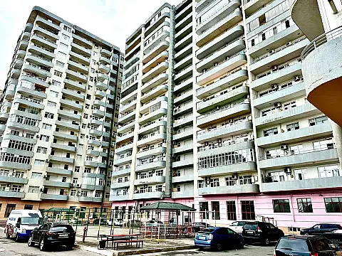 Satılır 3 otaqlı mənzil 133 m² — Bakı, Qaraçuxur 3 otaq 133.00 m²