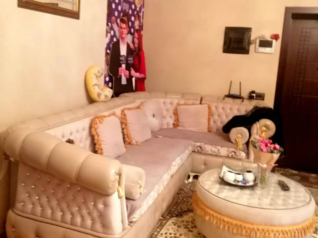 Satılır 3 otaqlı mənzil 133 m²