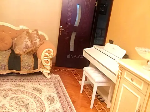 Satılır 3 otaqlı mənzil 133 m²