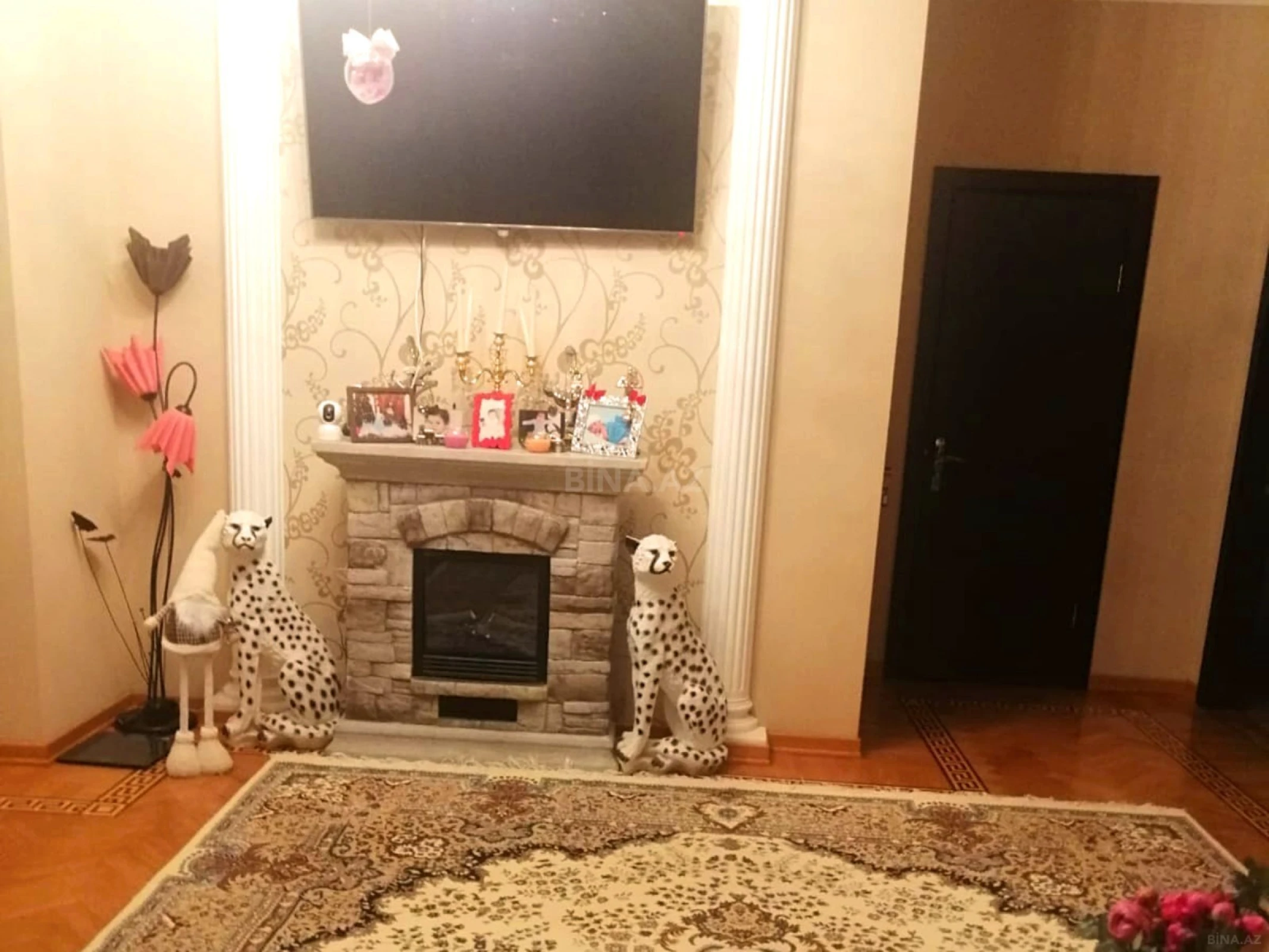 Satılır 3 otaqlı mənzil 133 m²