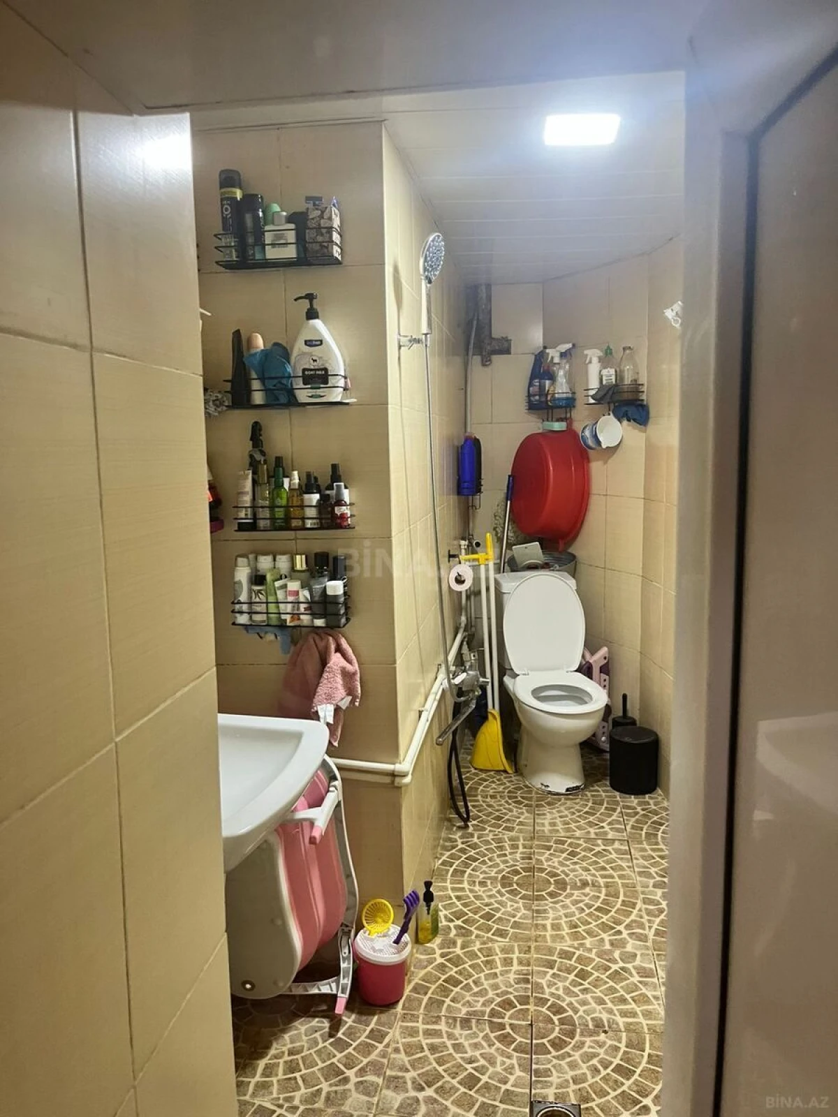 Satılır obyekt 103 m²