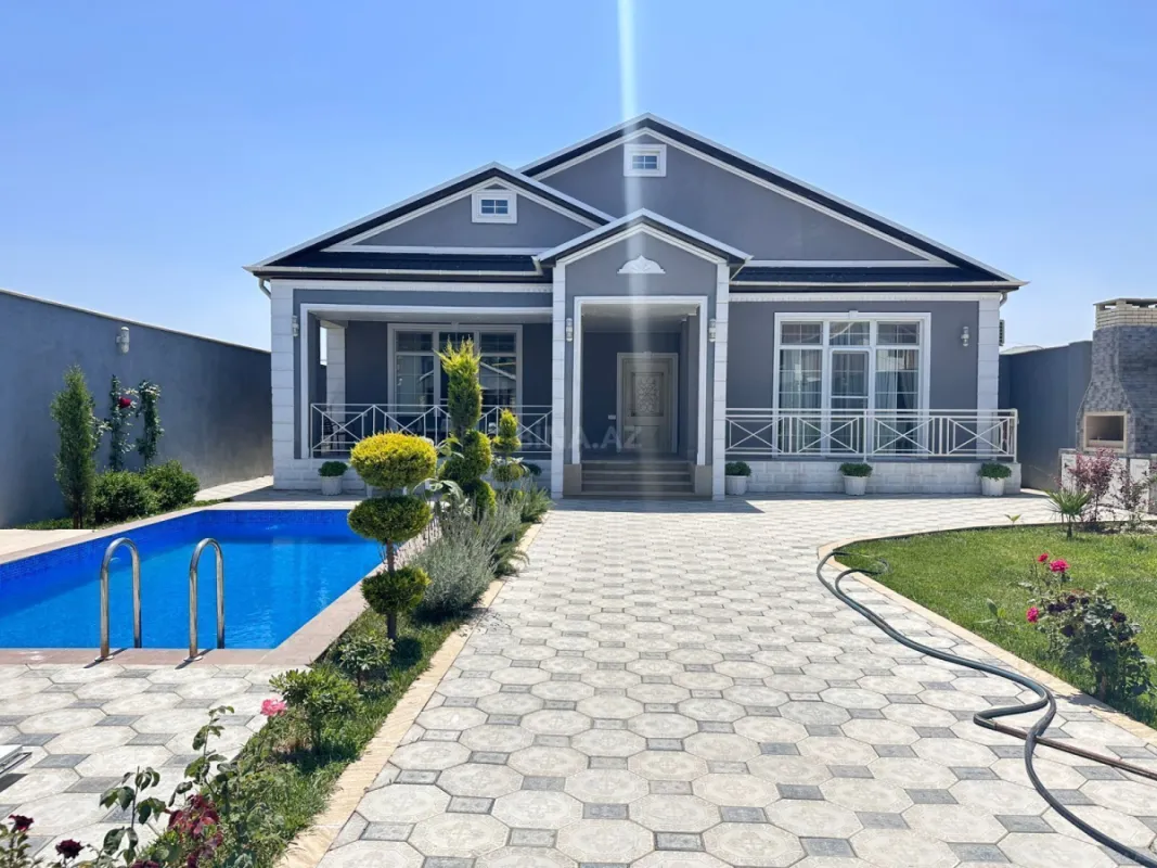 Kirayə verilir 4 otaqlı həyət evi 250 m²