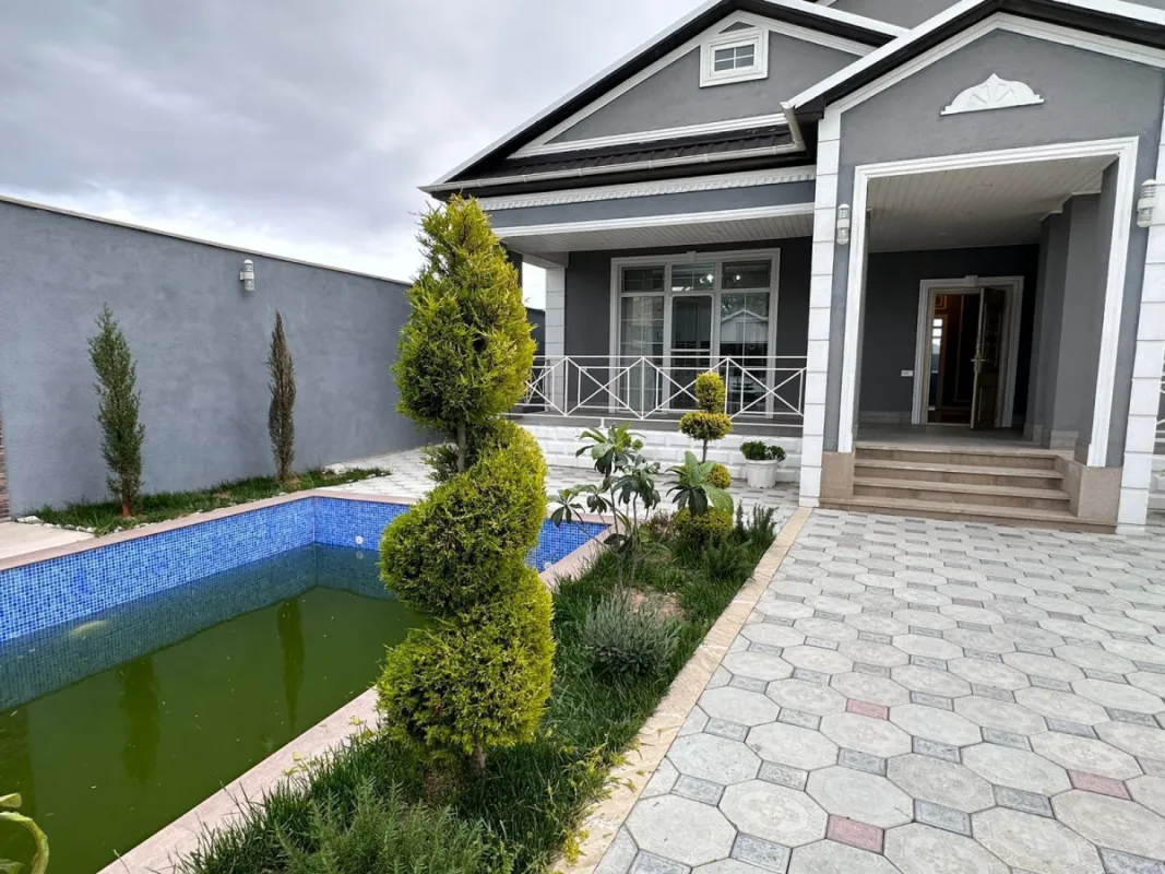 Kirayə verilir 4 otaqlı həyət evi 250 m²