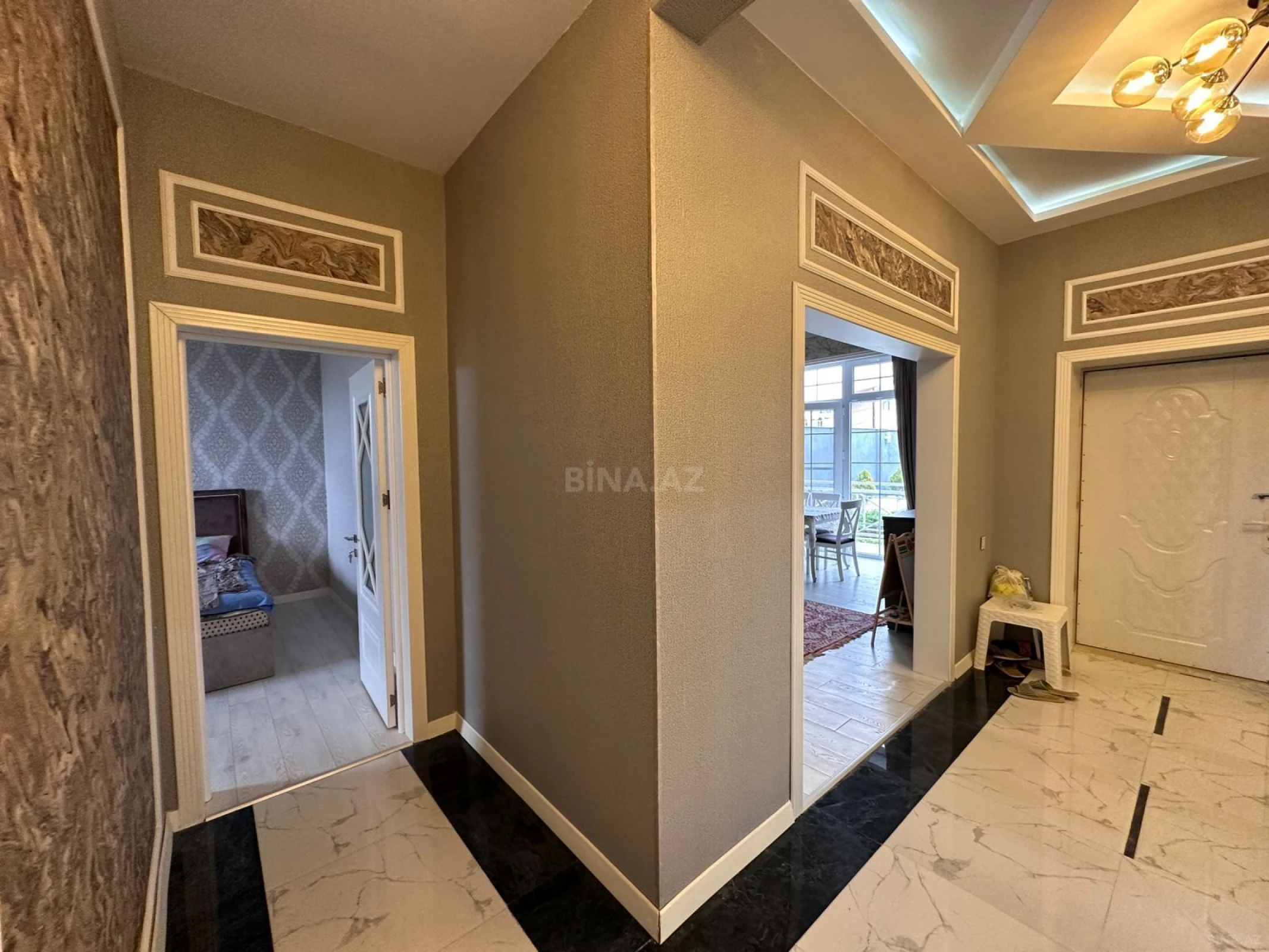 Kirayə verilir 4 otaqlı həyət evi 250 m²