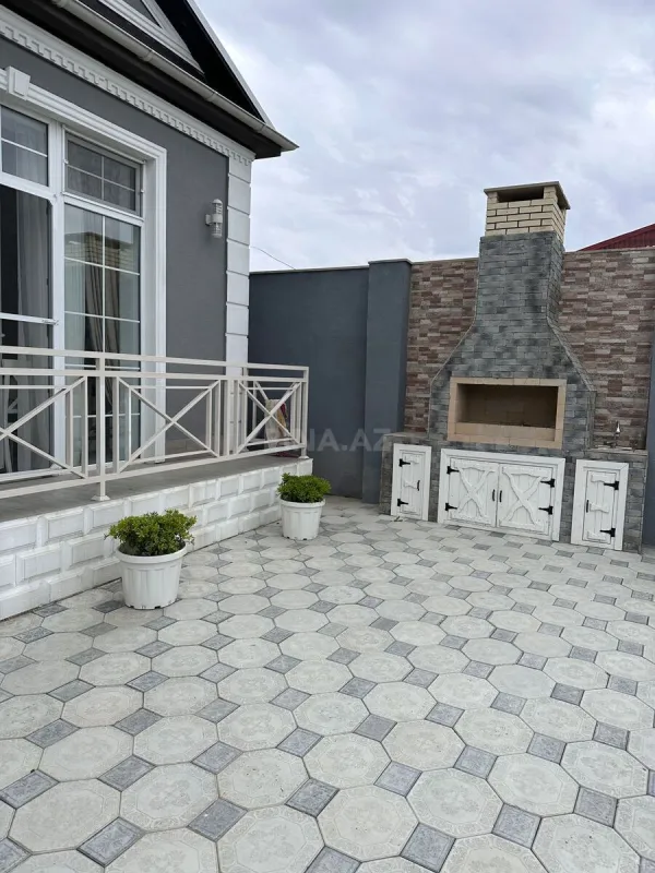 Kirayə verilir 4 otaqlı həyət evi 250 m²